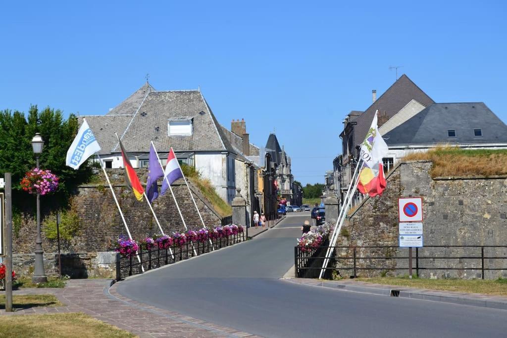 L'Escale Des Remparts Villa Rocroi Kültér fotó
